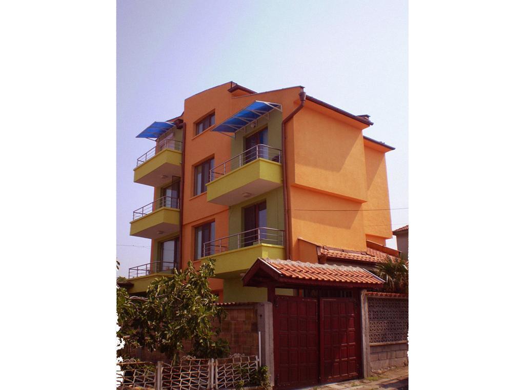Guest House Yavorov Chernomorets Esterno foto