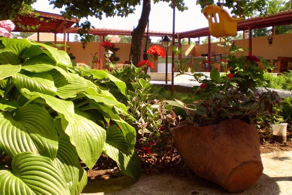 Guest House Yavorov Chernomorets Esterno foto