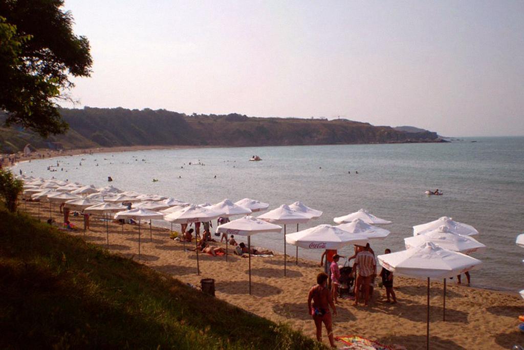 Guest House Yavorov Chernomorets Esterno foto